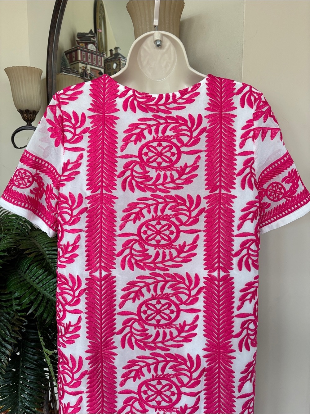 Lulu's White Shift Dress Pink Embroidered Floral Geometric Short Sleeve Mini - Picture 11 of 15